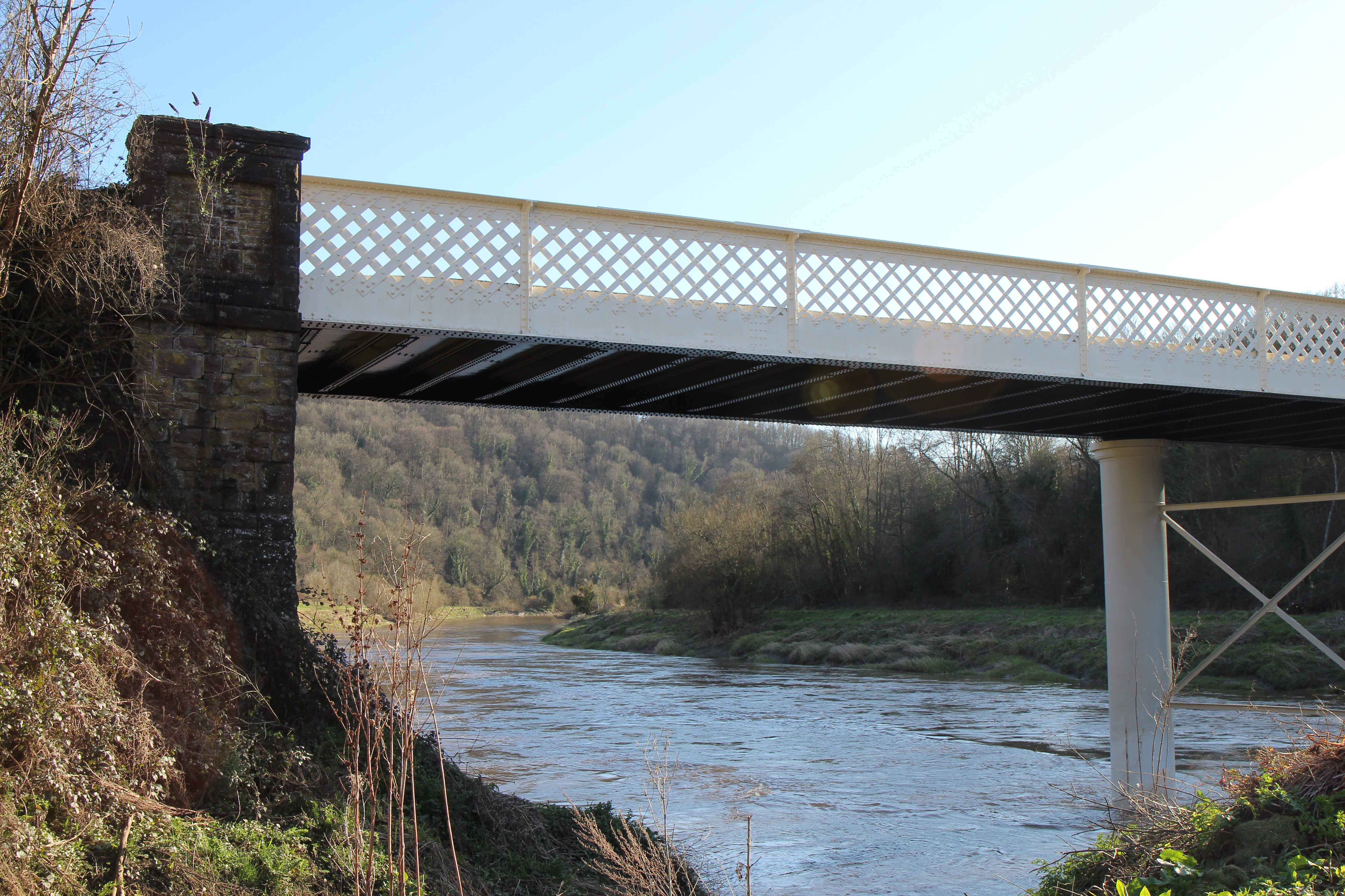 Brockweir bridge being restored with A&I fluoropolymer coating system